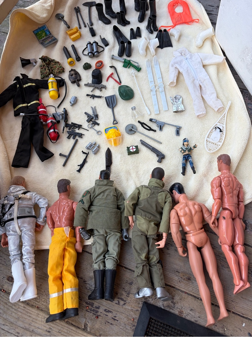 Vintage GI Joe/Placo 6-Figures & Military 75+ Accessories Lot -